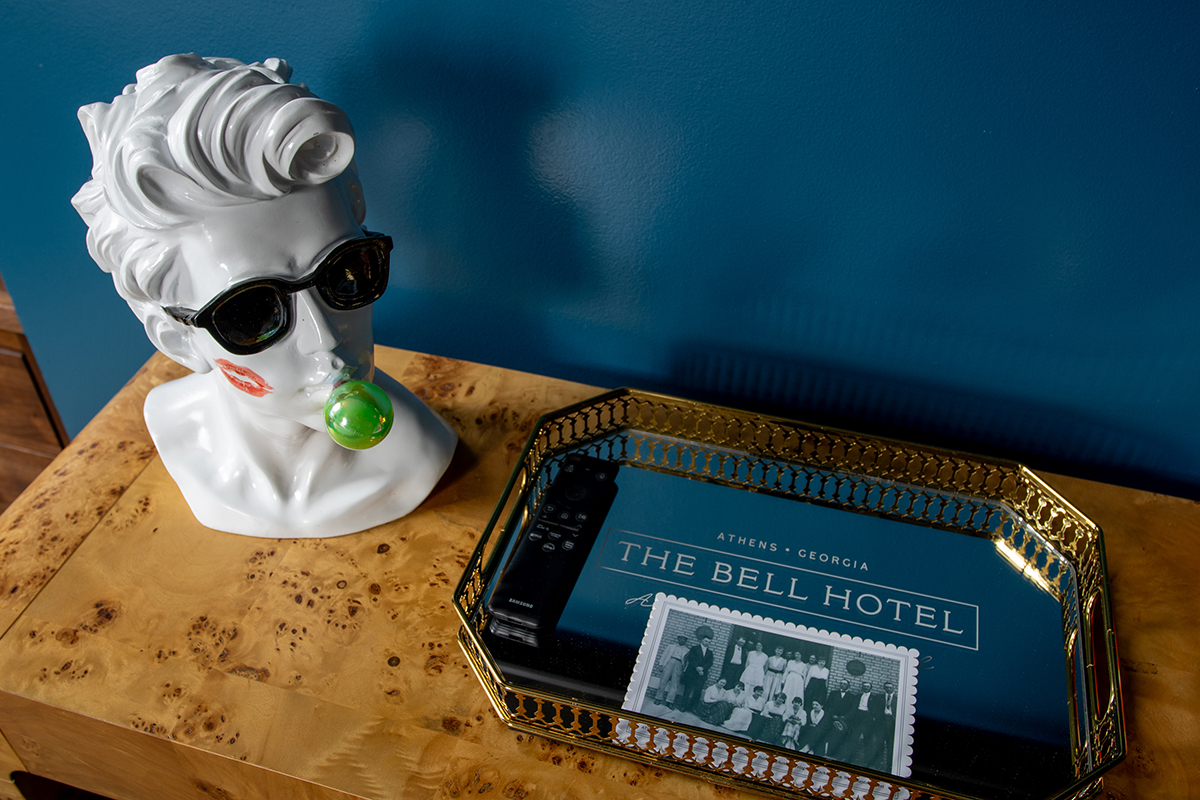 bell-hotel_04